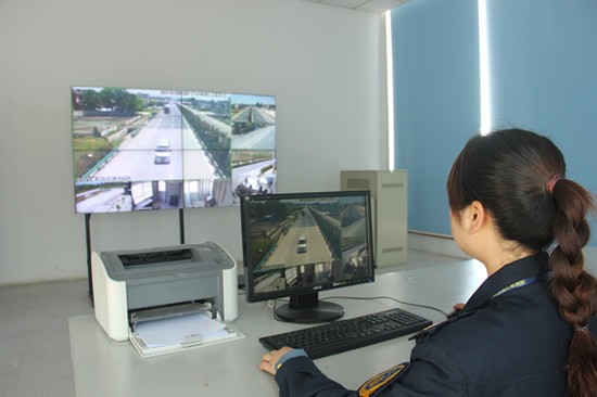 合肥各治超站建立省市县三级联网治超信息平台。